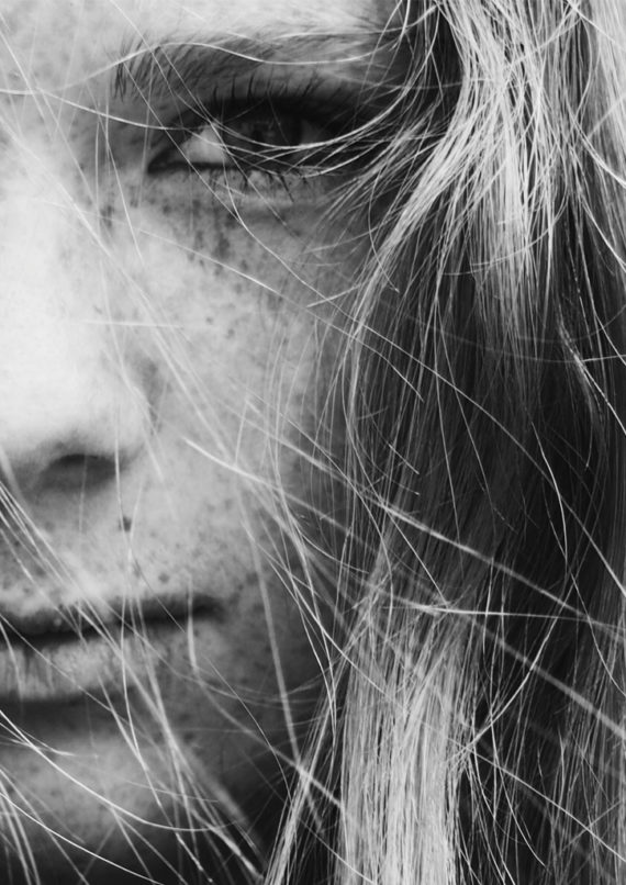 dziewczyna z piegami