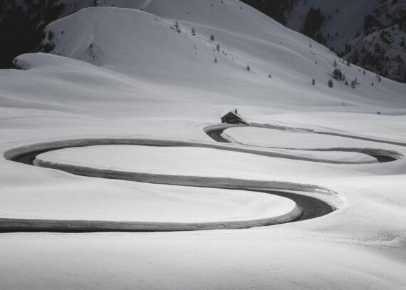 Plakat Droga w śniegu